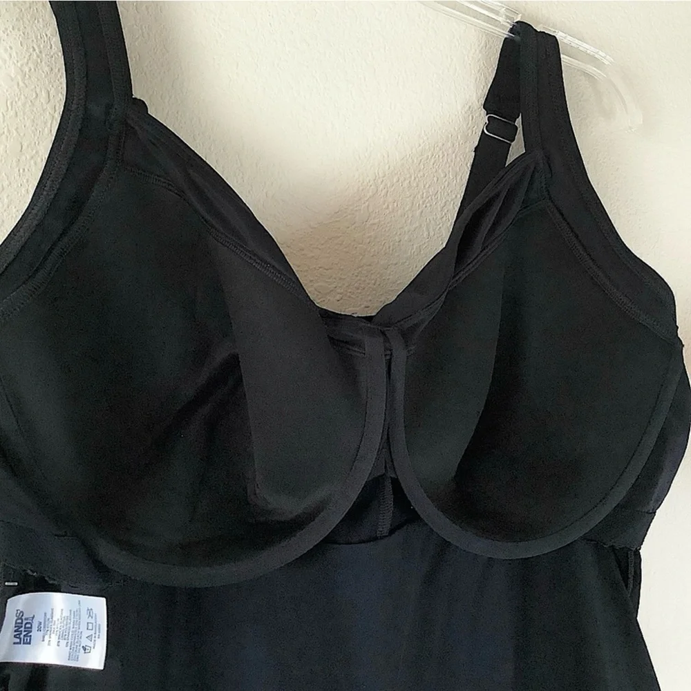 LANDS' END Plus Size Tankini Swim Top Underwire UPF 50+ 18DDD TOP ONLY Resort